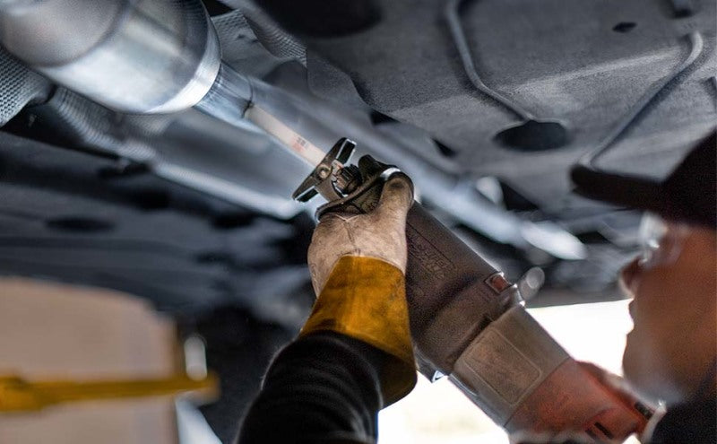 MagnaFlow 2.25 inch Angled Universal Catalytic Converter - Great Fit for Many Cars